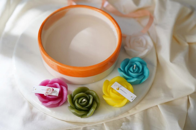 شمع گل رز شناور روی آب 5 عددی