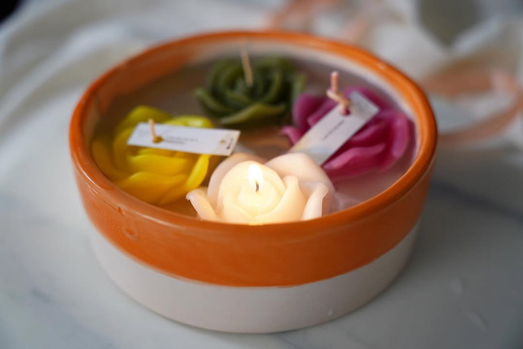 شمع گل رز شناور روی آب 5 عددی